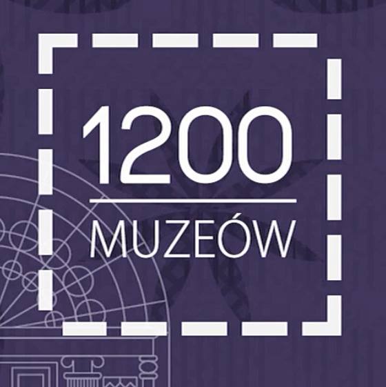 1200 Muzeów logo Adam Grzanka prezenter