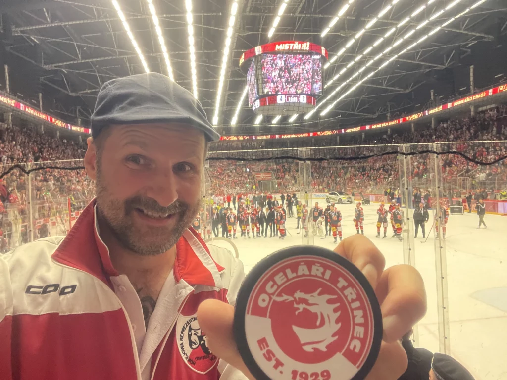 Hokej Kraków adam grzanka konferansjer nowa huta trzciniec siedleckiego krazek