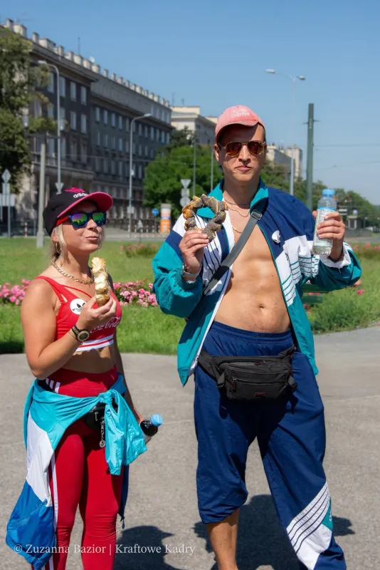 00 Obwarzanek nowohucki parada dresow nowa huta adam grzanka 