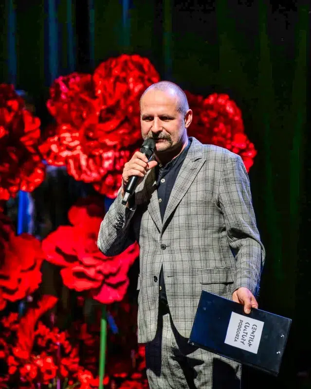 realizacje konferansjera centrum kultury podgórza Adam Grzanka prezenter na gali